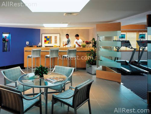 Traders Hotel Dubai 8